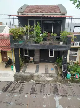 Jual Rumah 2 Lt Full Furnis Cluster Cibiru Lippo Cikarang-3 Mnt ke tol