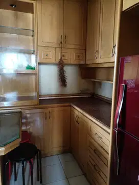 Dijual Cepat Apartemen WGP Furnished Lantai Rendah  View Jalan Raya