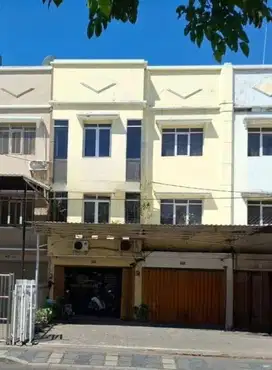 Dijual 2 Ruko 3 lantai Jl. Raya Arjuno,Strategis, Nol jalan Raya