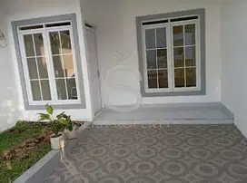 DIJUAL RUMAH SIAP HUNI DI CLUSTER TULIP KOMPLEK ADIPURA