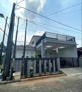 Miliki Rumah Cerah di Perum Taman Harapan Baru Bekasi kota (B0422)