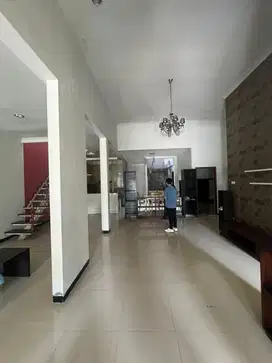 Dijual dan Disewakan Rumah Perum Graha Estetika Semarang