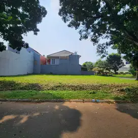 Kavling siap bangun selatan barat lebar 20 meter Kencana loka BSD