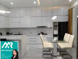 Rumah Lux Singgasana Hook Mewah dijual Cepat 3 lantai