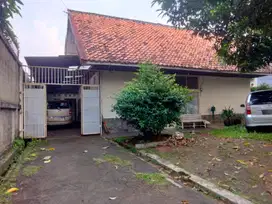 DIJUAL RUMAH HITUNG TANAH COCOK UNTUK BANGUN KOSKOSAN AREA GANDARIA