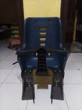 Boncengan sepeda