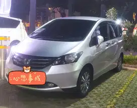 Honda Freed 2011 Bensin