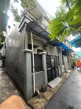 Disewakan Rumah Gunung Sahari 4.5 x 9