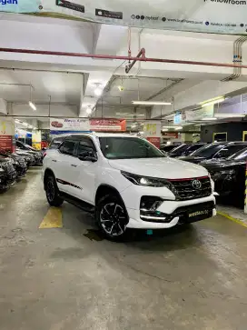Low KM Toyota Fortuner VRZ 2.4 TRD AT Diesel 2021 Like New 2022