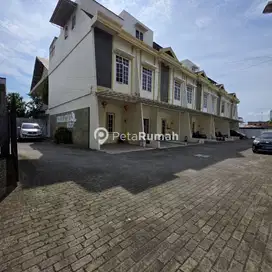 DIJUAL TOWNHOUSE JALAN PENDIDIKAN KOMPLEK KRAKATAU SUITE