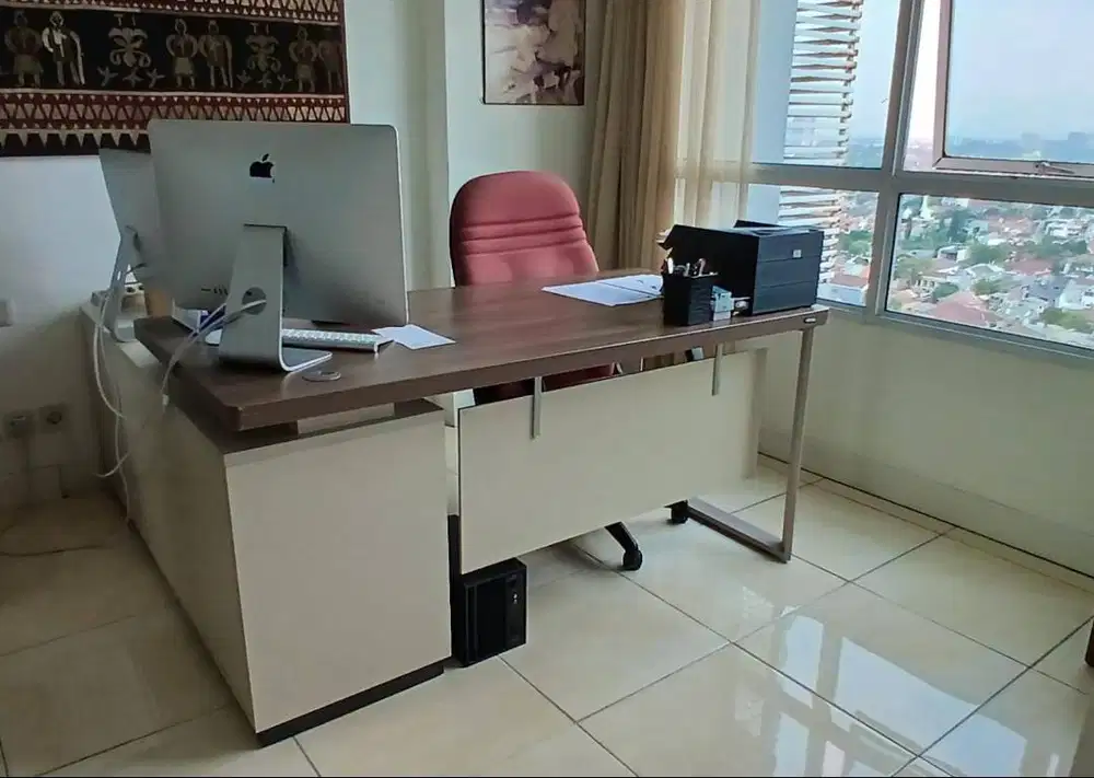 Meja Kerja Direktur L