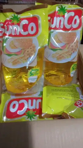 Minyak goreng Sunco 2 liter