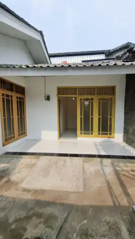 Dikontrakan Rumah Tenang Asri Jatiwarna Samping Tol