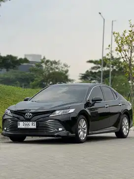 [GARANSI 1 THN] Toyota Camry 2.5 V NIK 2019/2020 Hitam Altis