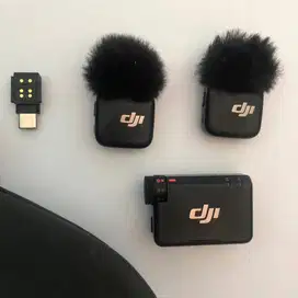 DJI Mic Mini 2TX + 1RX 2 Transmitter 1 Receiver Bluetooth Microphone