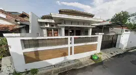 Dijual Rumah Lokasi Strategis Berada di Jl. Sadewa Semarang