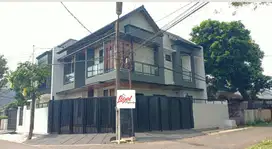 Dijual Cepat Rumah Baru di Griya Loka BSD