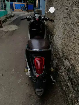 Motor scoopy 2012