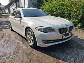 BMW 528i 2013 STNK panjang