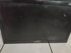 Monitor jual apa adanya 14/15 inch vga