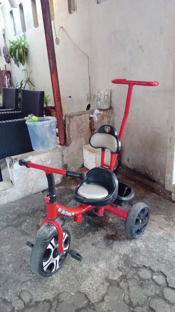 Sepeda Anak Roda 3