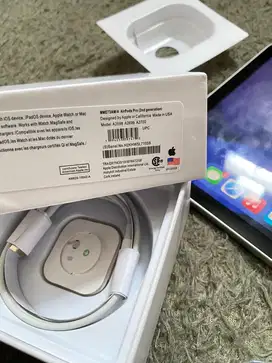 Airpod Apple Pro Generasi 1