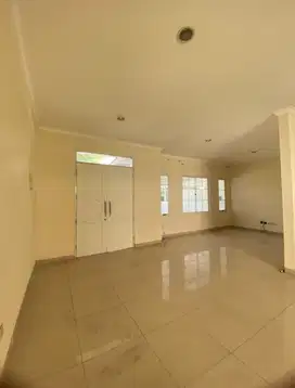 Rumah green Lake city lt. 160, kt. 3, tangerang