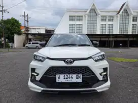 DP 30 JT TOYOTA RAIZE 1.0 GR SPORT TSS TWO TONE MATIC / AT 2022 #2022