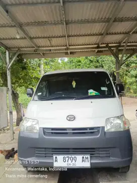 Daihatsu granmax blind van