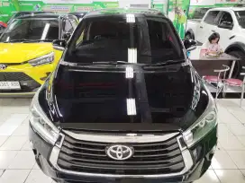 Toyota innova reborn diesel 2.4 V Matic 2022
