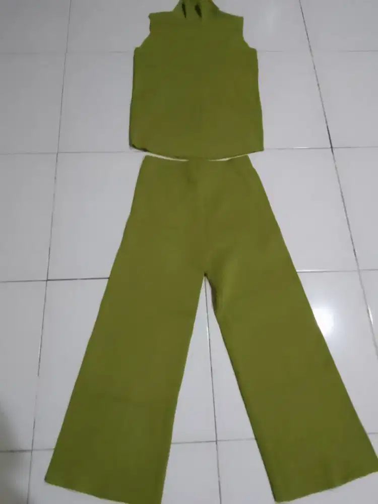 Atasan bawahan cakep