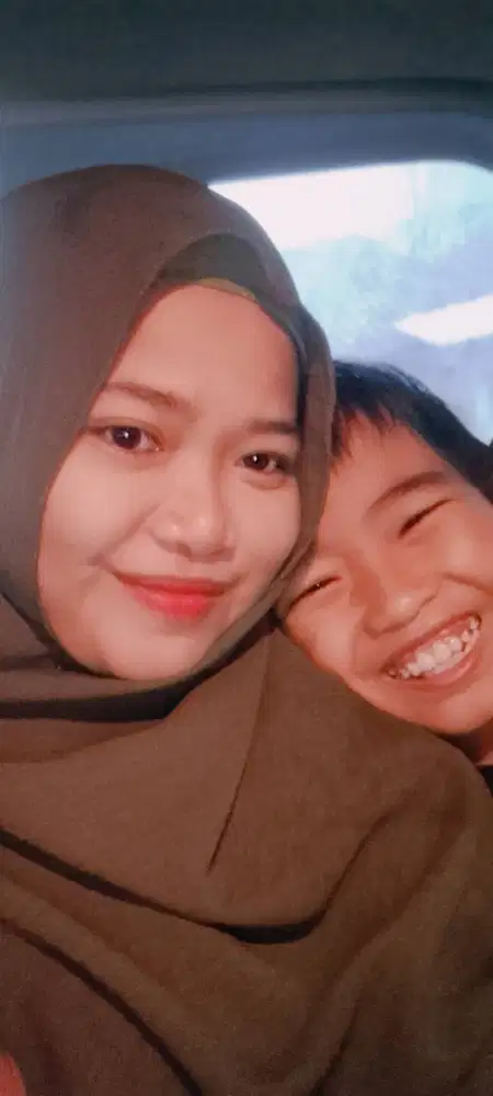 Menerima jasa kebersihan panggilan, atau jastip anak.