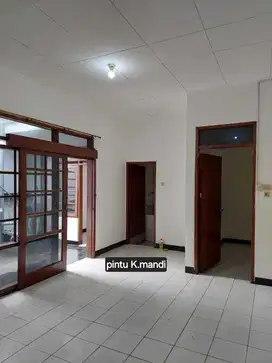 Dijual Rumah di Taman Holis Indah Mainroad