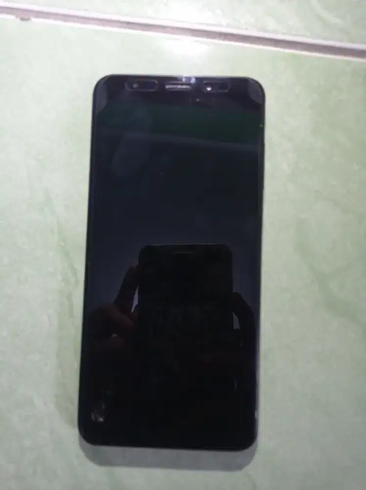 Redmi 5 plus  Ram 4gb