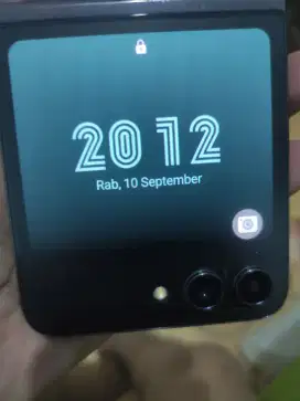 Jual cepat hp samsung z flip 5 8/256 SEIN