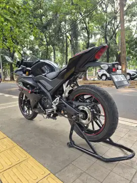 DP MINIM 1,5 CASH KREDIT NEW YAMAHA R 15 V3 THN 2019 PJK ON SIAP PAKAI