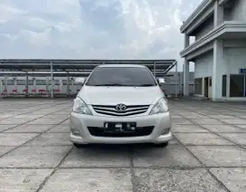 INNOVA 2.5 G AT DIESEL 2011 Kondisi Super