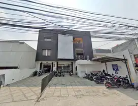 Ruko Aktif di jalan Utama Masuk Kawasan Pesanggrahan Bintaro