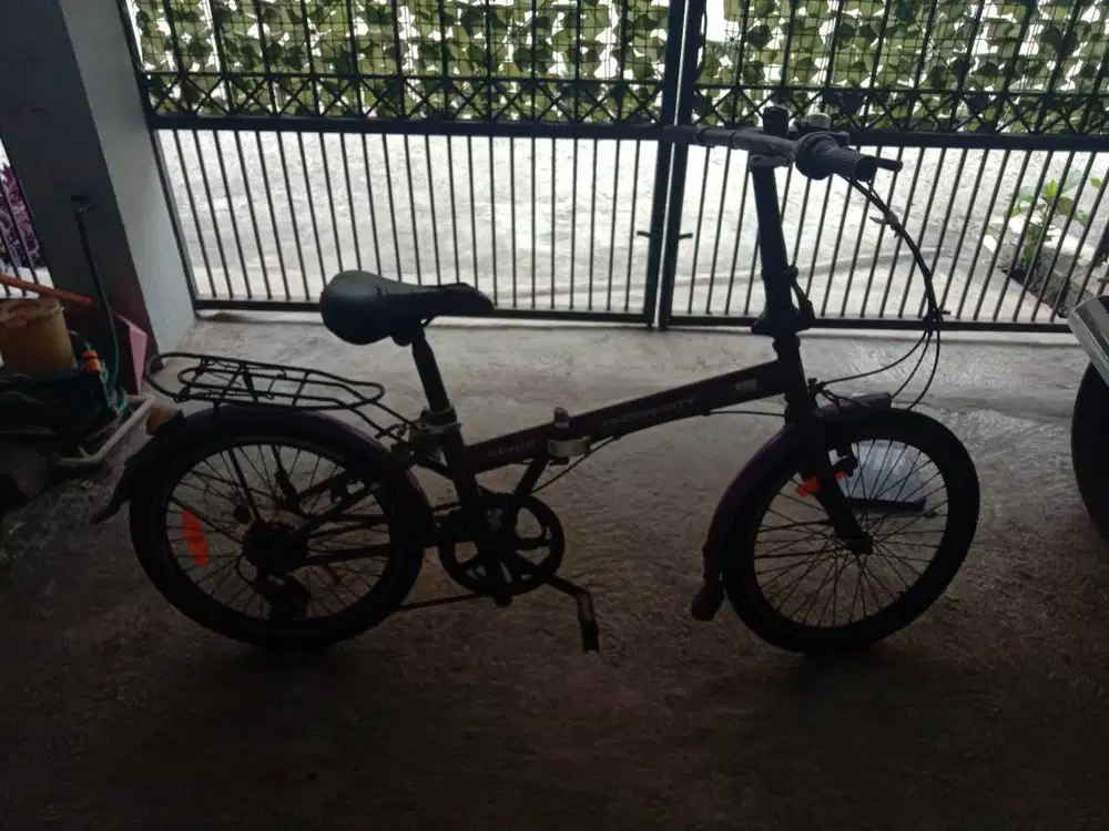 Sepeda Lipat Genio Andermatt Warna Ungu Istimewa