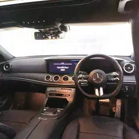 Mercedes-Benz E300 2022 Bensin