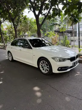 DIJUAL BMW 320i Lci 2016
