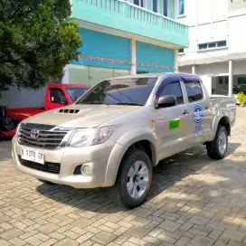 TOYOTA HILUX DC 2.5E M/T 2013 ORIGINAL DALAM KOTA  NOPOL B JAKARTA