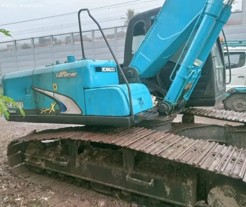  Excavator Kobelco SK200-6 Tahun 2006