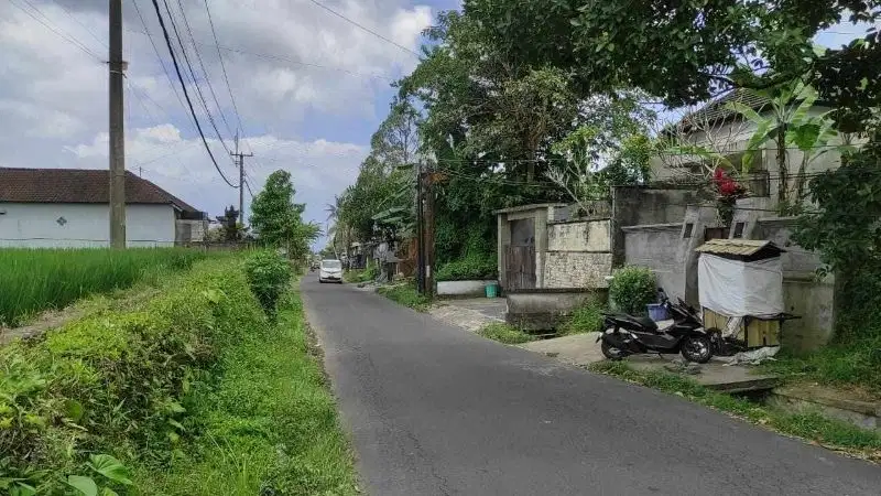 Tanah Pinggir Jalan Utama Dekat Kampus Monarch Gianyar