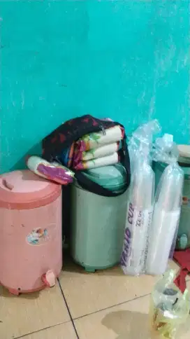 Dibutuhkan karyawan es teh solo