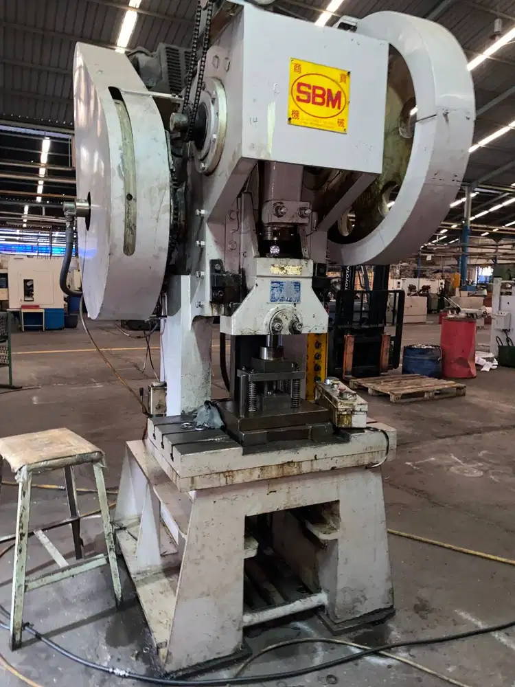 MESIN PRESS 80 TON (KLONTANG)