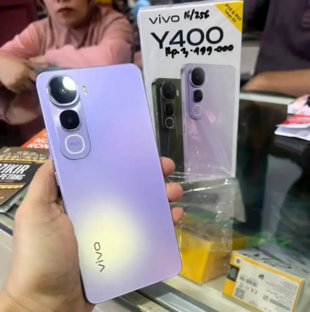 VIVO Y400 RAM 8/256 BARU