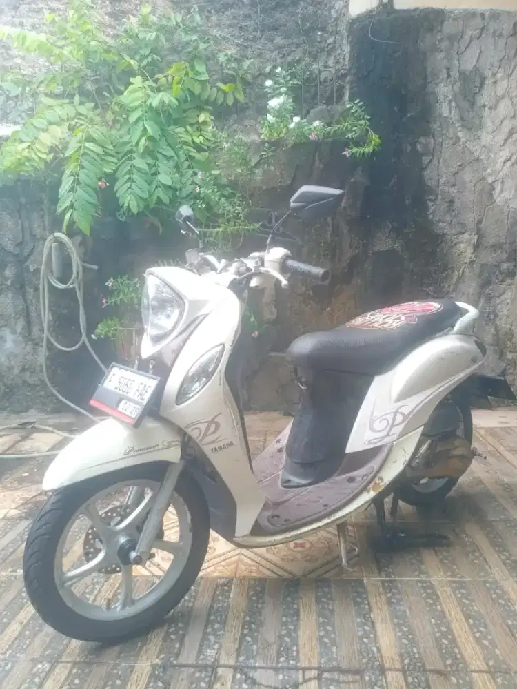 YAMAHA FINO PREMIUM 2016 PUTIH