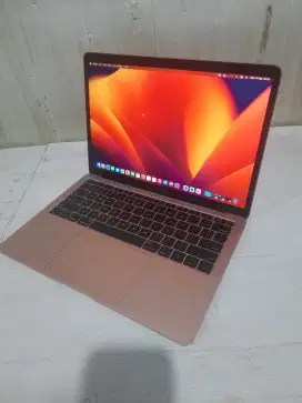 MacBook Air Retina 2019 Dual Core i5 8gb ssd 256gb 13in