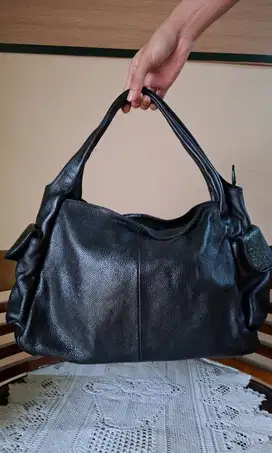 Shoulder Bag Kulit Asli Hitam